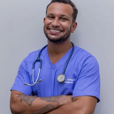Portrait of Dr. Michael Thompson, Orthopedics